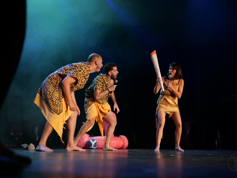 Cours Marseille - Salle de Spectacle - Cours Theatre - Marseille - L'art dû - Stand Up - Cours d'impro - Improvisation - 13006 - Comedy Club